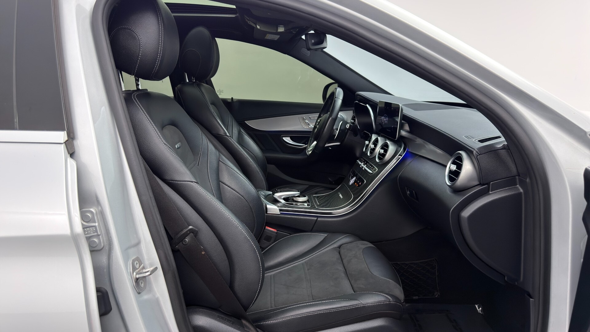Florida Fine Cars - Used vehicle - SEDAN MERCEDES-BENZ C-CLASS 2020