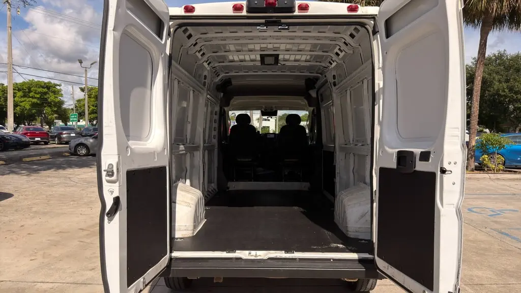 2025 RAM PROMASTER TRADESMAN photo 10