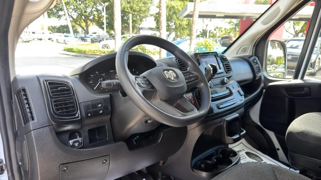 2025 RAM PROMASTER TRADESMAN photo 15