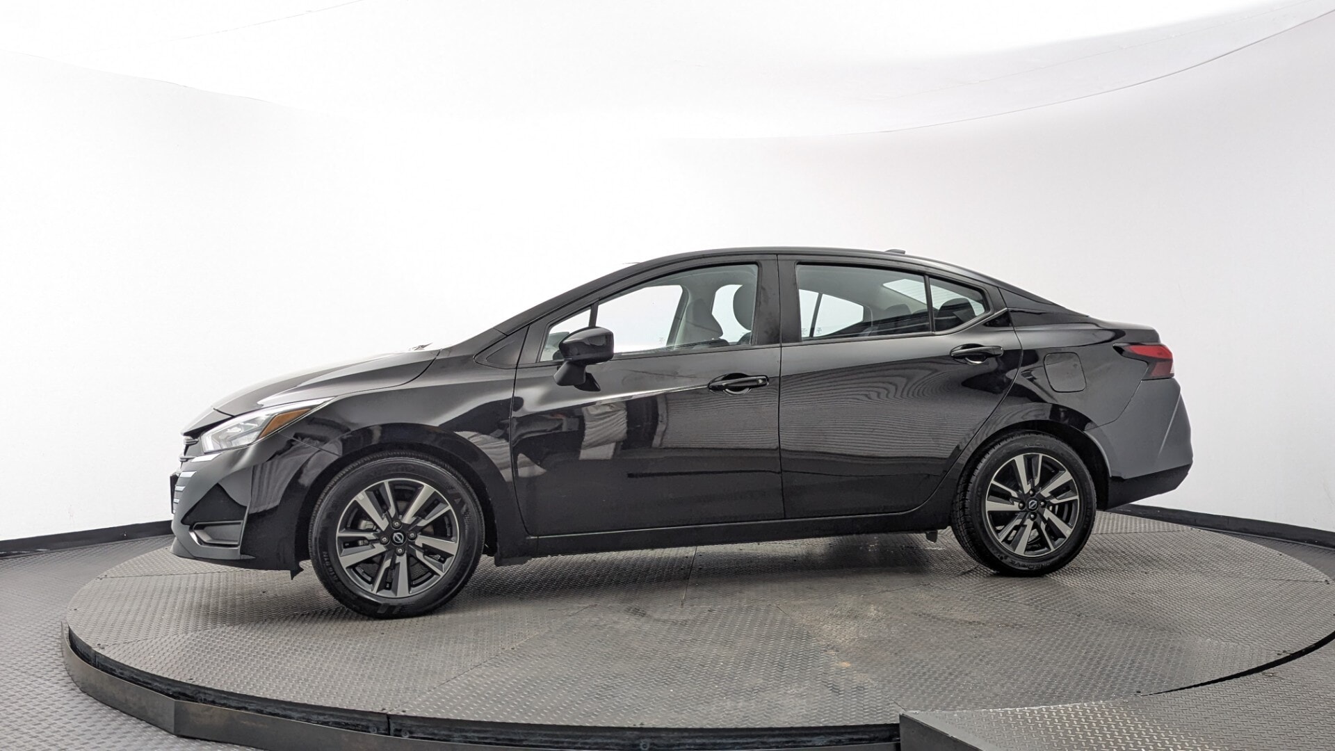 Florida Fine Cars - Used vehicle - SEDAN NISSAN VERSA 2025
