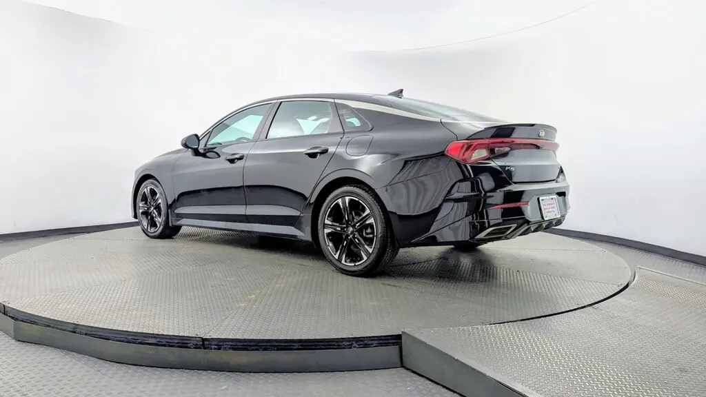 2021 KIA K5 GT-LINE photo 5