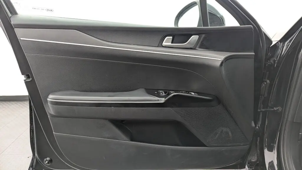 2021 KIA K5 GT-LINE photo 12