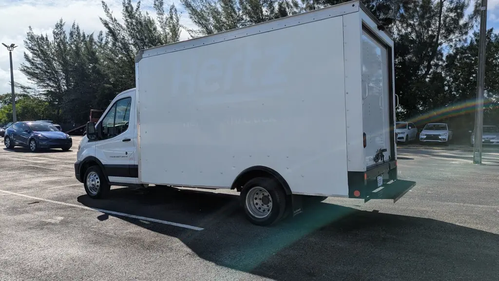 Florida Fine Cars - Used FORD TRANSIT CUTAWAY 2023 MIAMI