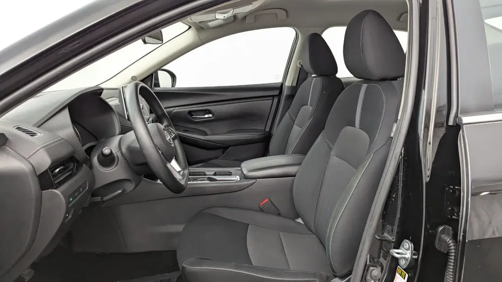 2025 NISSAN SENTRA SV photo 13