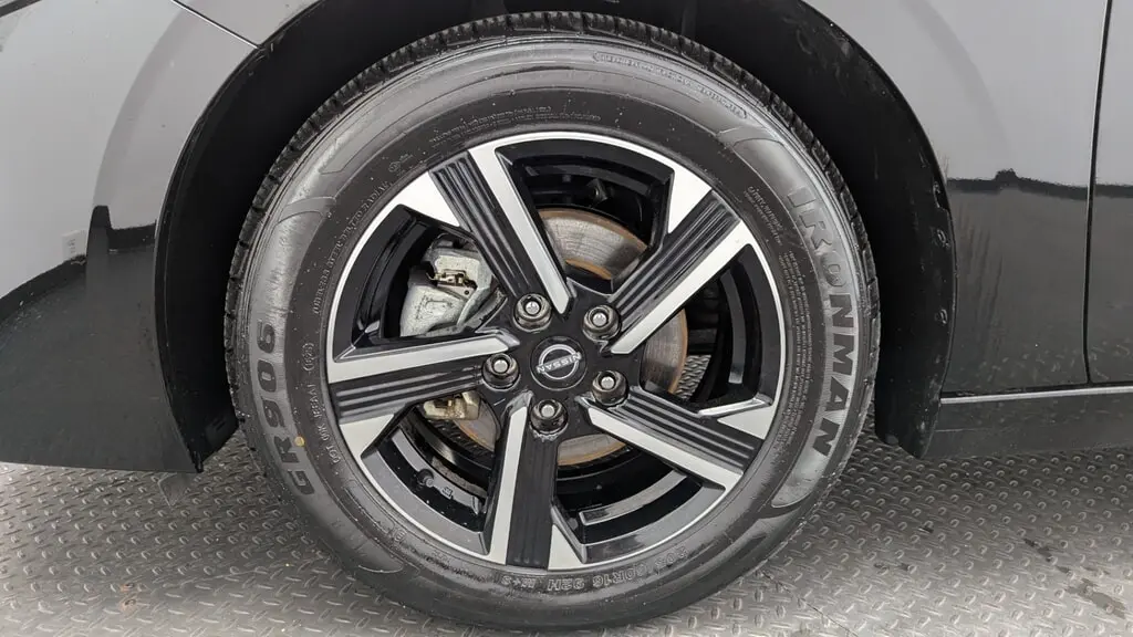 2025 NISSAN SENTRA SV photo 29