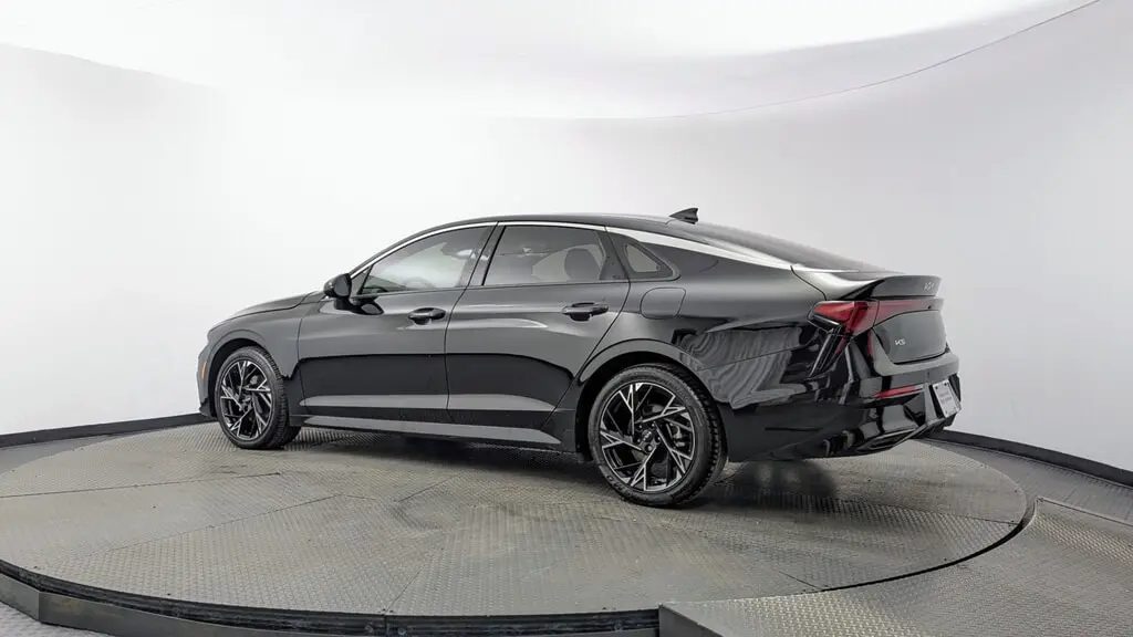 2025 KIA K5 GT-LINE photo 3