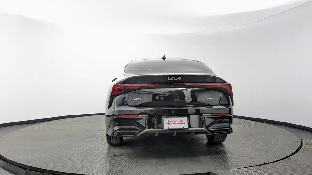 2025 KIA K5 GT-LINE photo 5