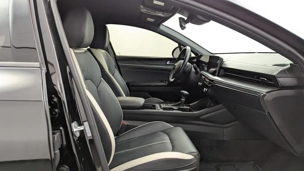 2025 KIA K5 GT-LINE photo 18