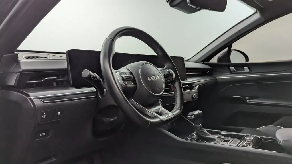 2025 KIA K5 GT-LINE photo 21