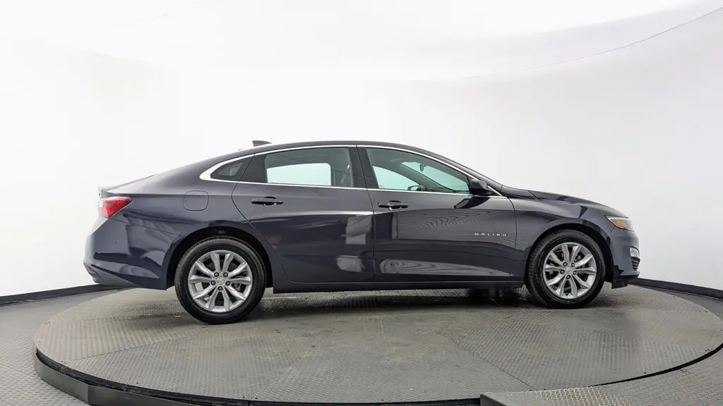 2025 CHEVROLET MALIBU LT photo 8