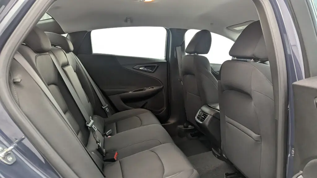 2025 CHEVROLET MALIBU LT photo 17