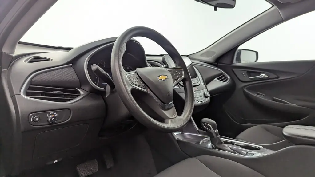 2025 CHEVROLET MALIBU LT photo 22