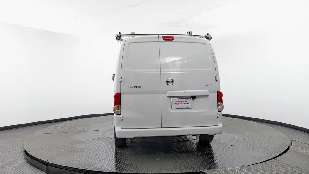 2015 NISSAN NV200 SV photo 6