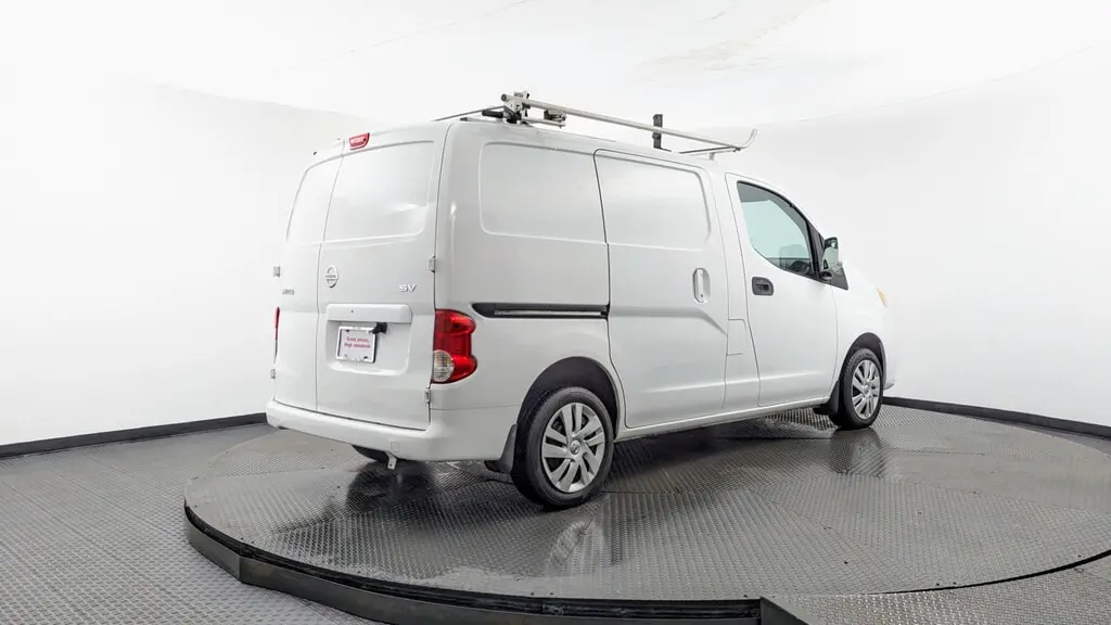 2015 NISSAN NV200 SV photo 7