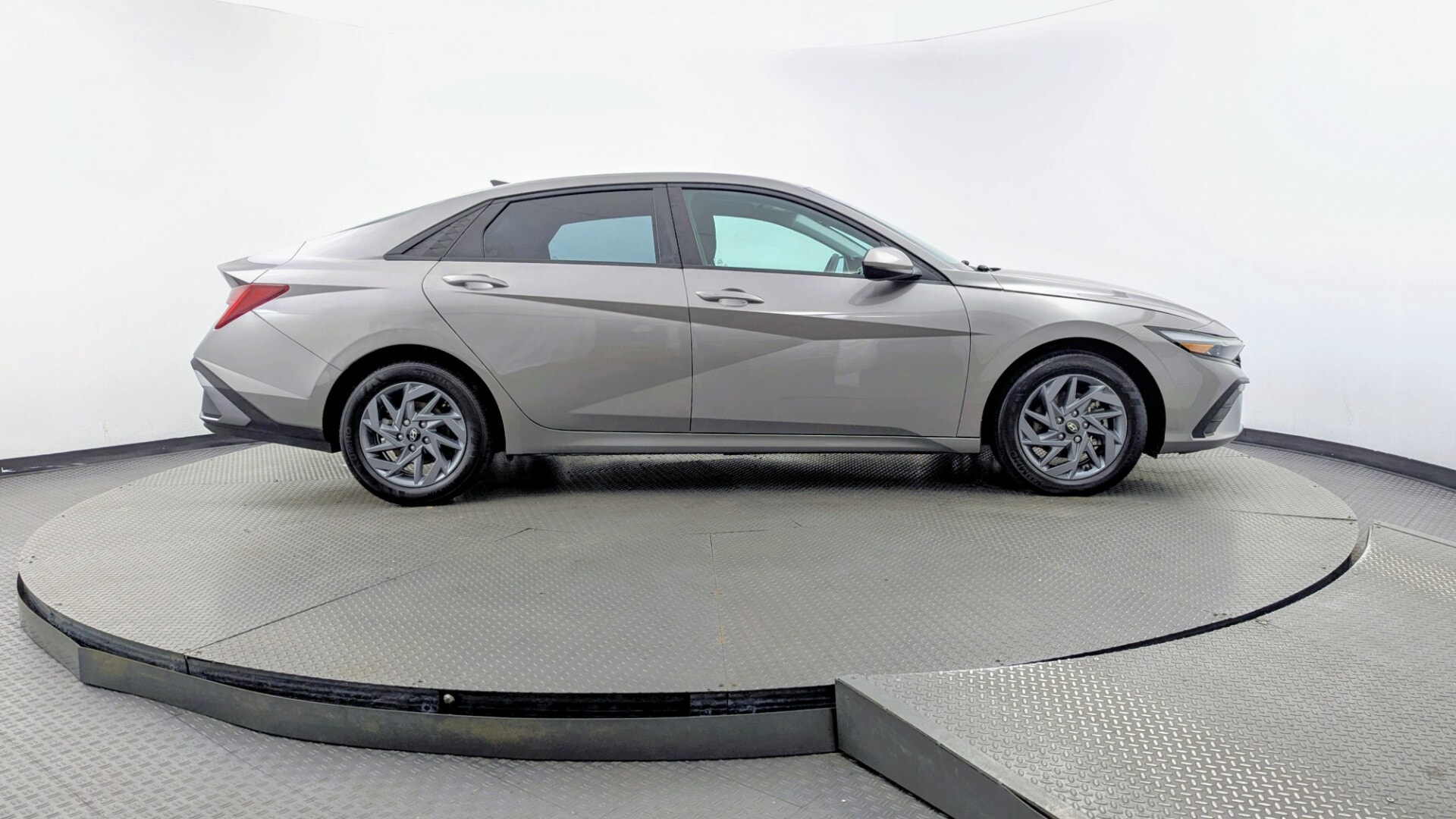 Florida Fine Cars - Used vehicle - SEDAN HYUNDAI ELANTRA HYBRID 2025