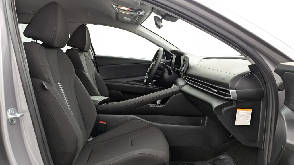 2025 HYUNDAI ELANTRA HYBRID BLUE photo 20