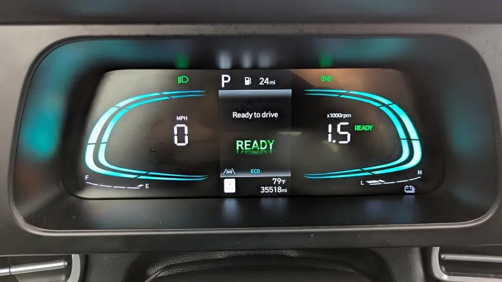 2025 HYUNDAI ELANTRA HYBRID BLUE photo 26