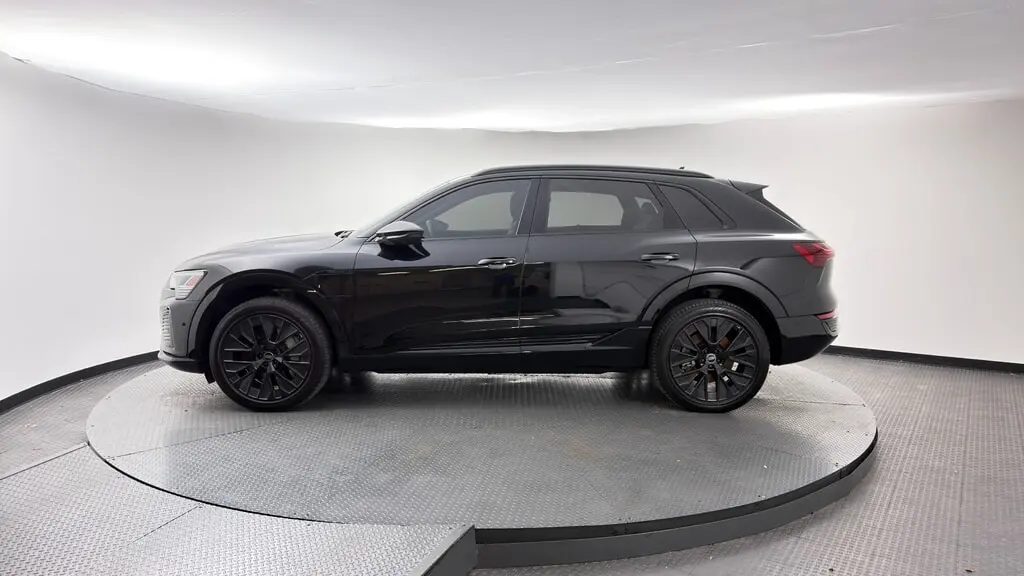 Florida Fine Cars - Used AUDI Q8 E-TRON 2024 WEST PALM PRESTIGE
