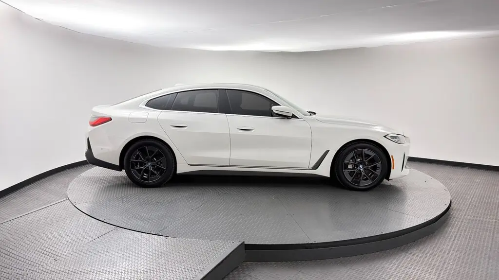2023 BMW I4 EDRIVE40 photo 8