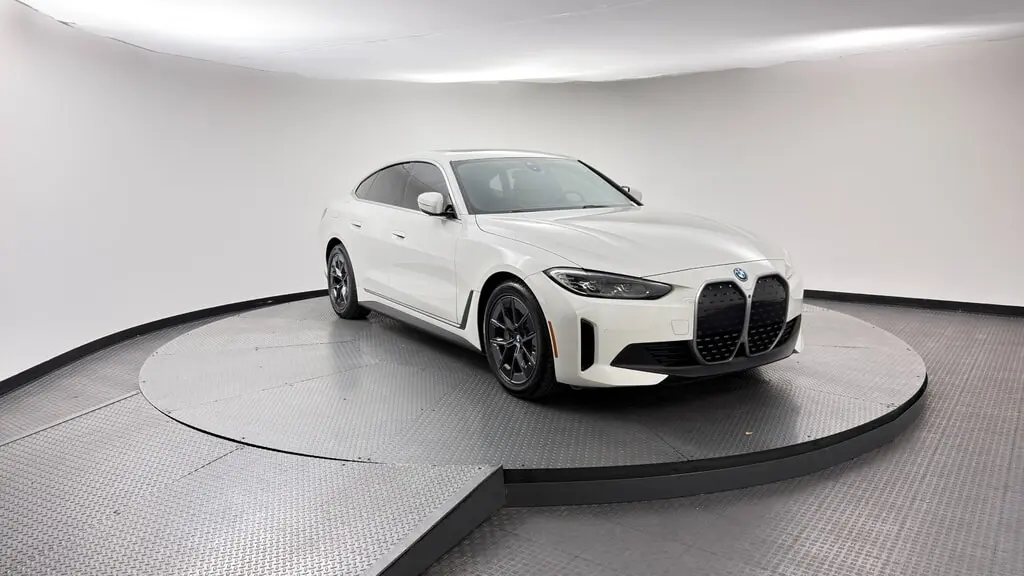 2023 BMW I4 EDRIVE40 photo 10