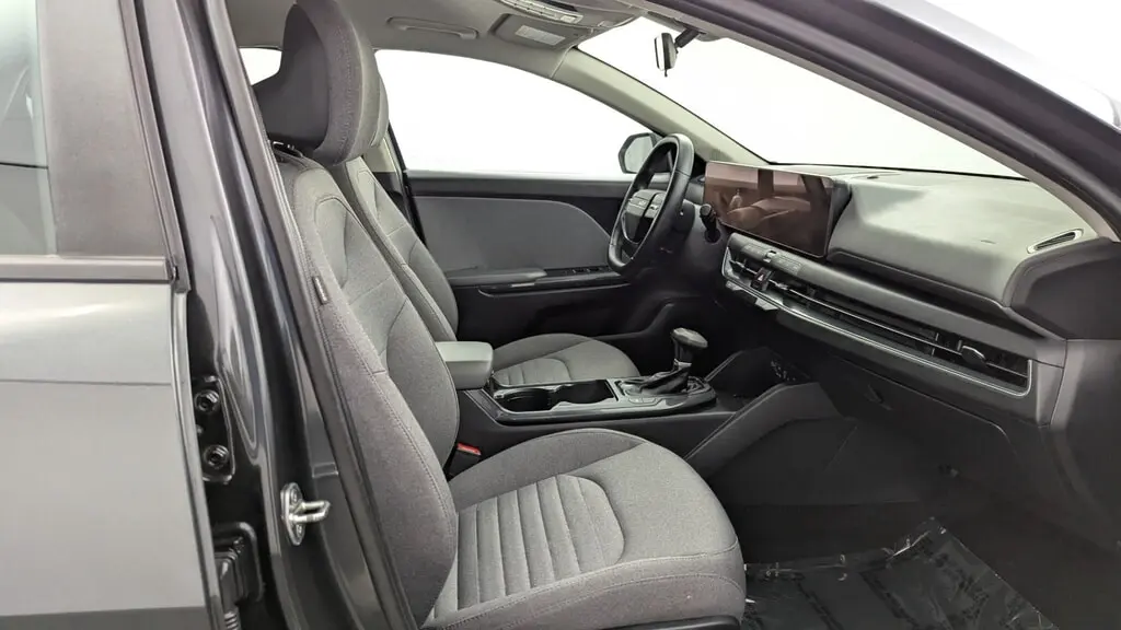 2025 KIA K4 EX photo 20