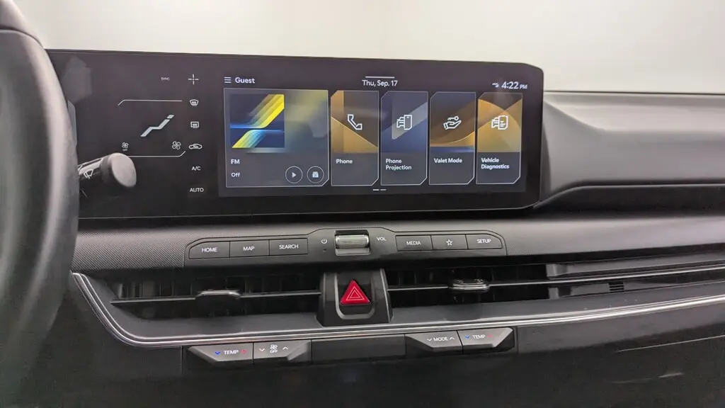 2025 KIA K4 EX photo 26
