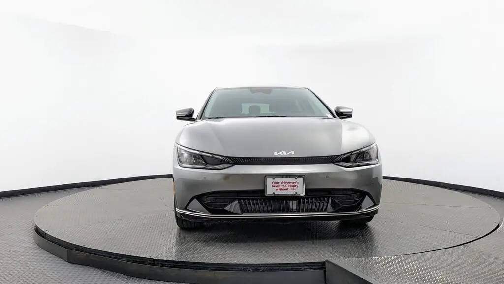 2023 KIA EV6 WIND photo 11