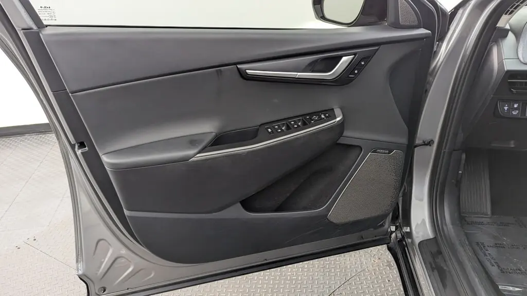 2023 KIA EV6 WIND photo 12