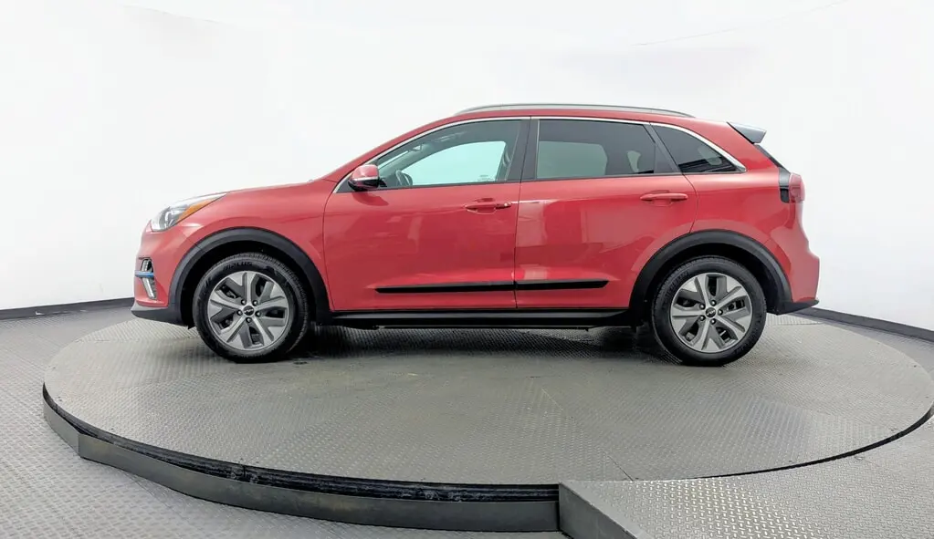 2022 KIA NIRO EV EX photo 2