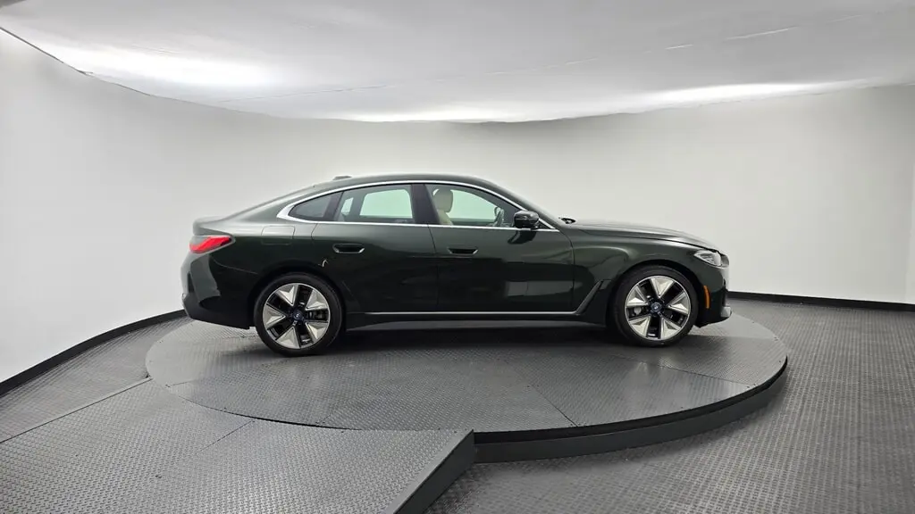 2023 BMW I4 EDRIVE35 photo 8