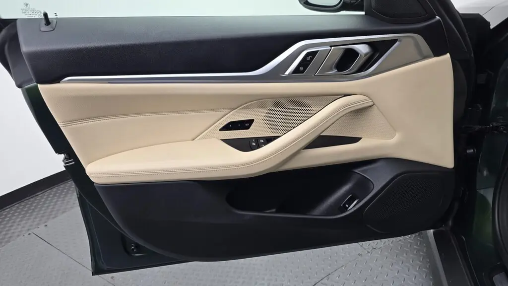 2023 BMW I4 EDRIVE35 photo 12