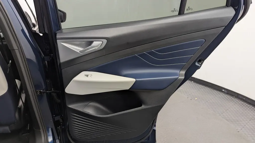 2023 VOLKSWAGEN ID.4 PRO S PLUS photo 20