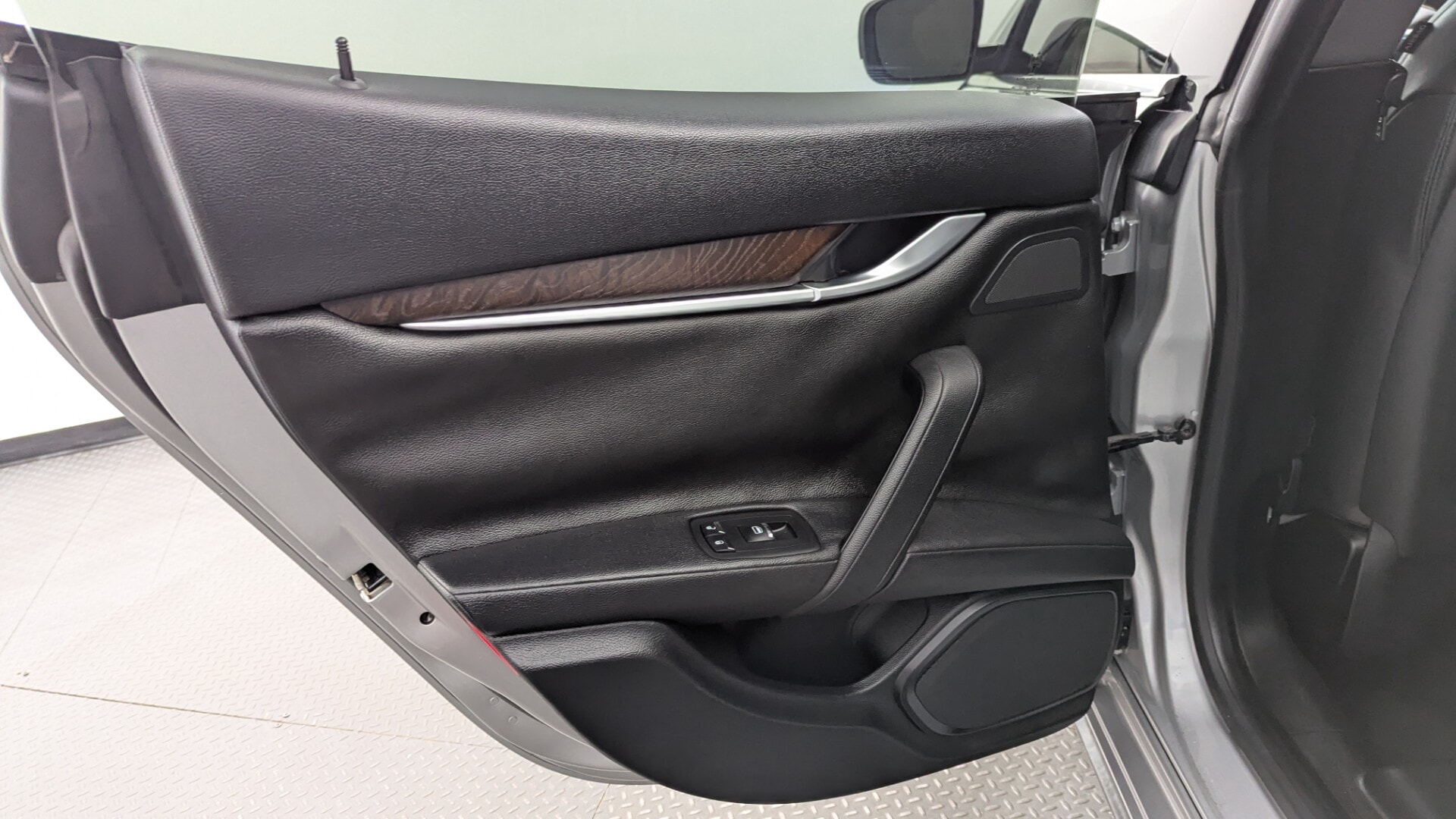 Florida Fine Cars - Used vehicle - SEDAN MASERATI GHIBLI 2014