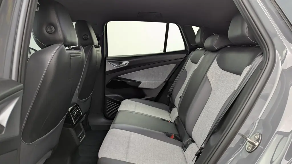 2023 VOLKSWAGEN ID.4 PRO photo 15