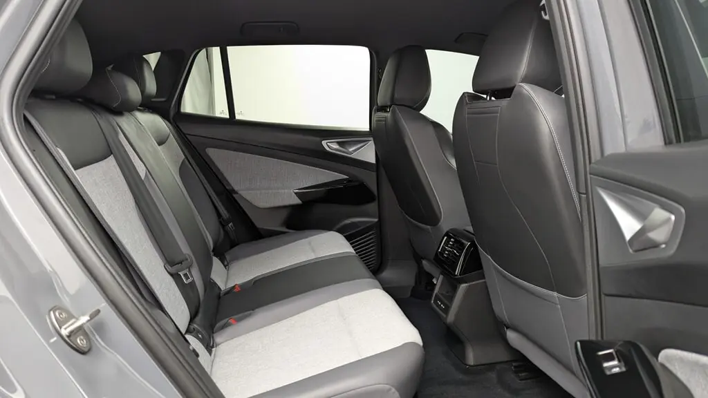 2023 VOLKSWAGEN ID.4 PRO photo 17