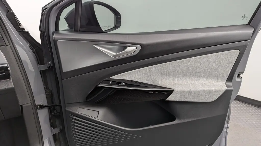 2023 VOLKSWAGEN ID.4 PRO photo 21