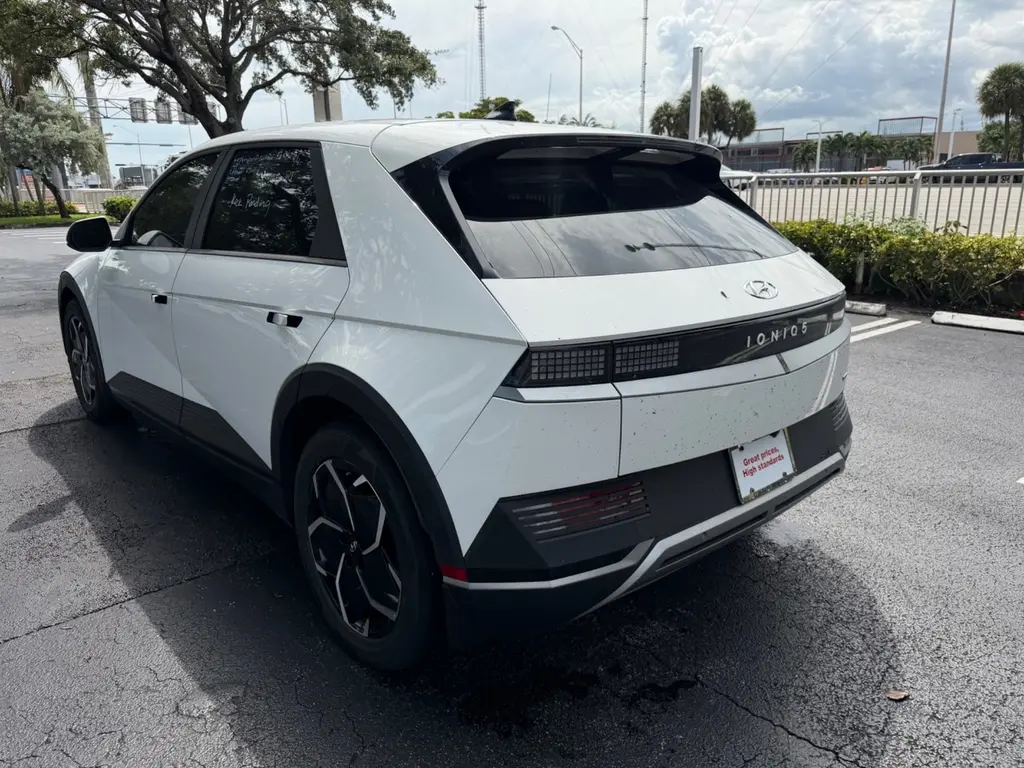 Florida Fine Cars - Used HYUNDAI IONIQ 5 2023 MARGATE SEL