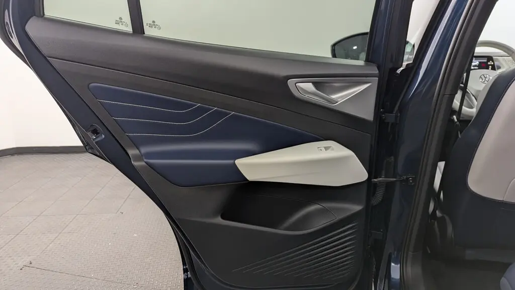 2023 VOLKSWAGEN ID.4 S photo 13