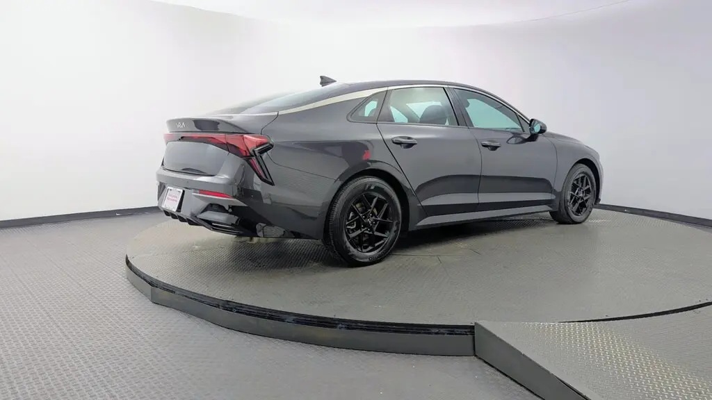 2026 KIA K5 LXS photo 7