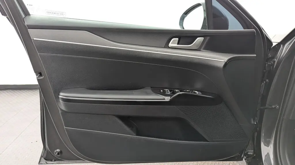 2026 KIA K5 LXS photo 12