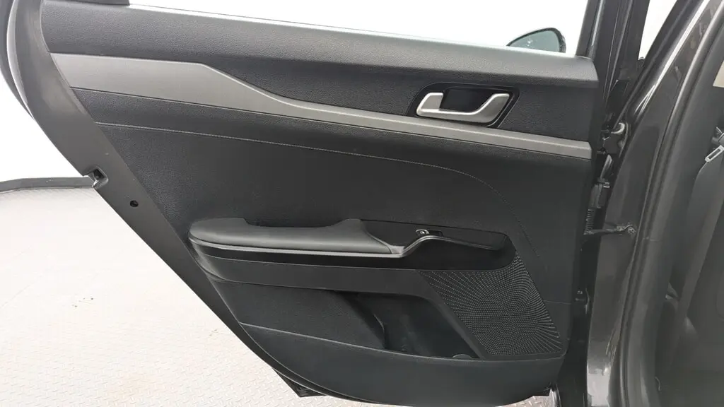 2026 KIA K5 LXS photo 15