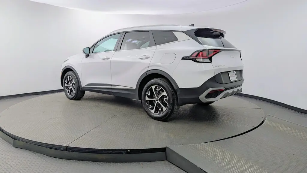 2023 KIA SPORTAGE EX photo 5