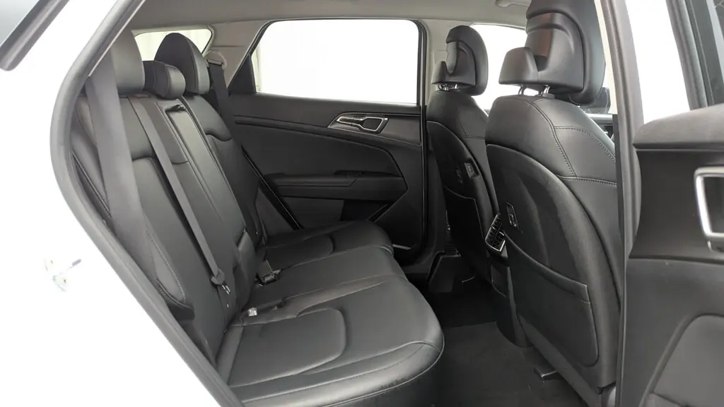 2023 KIA SPORTAGE EX photo 18