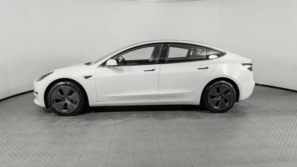 2022 TESLA MODEL 3 photo 2