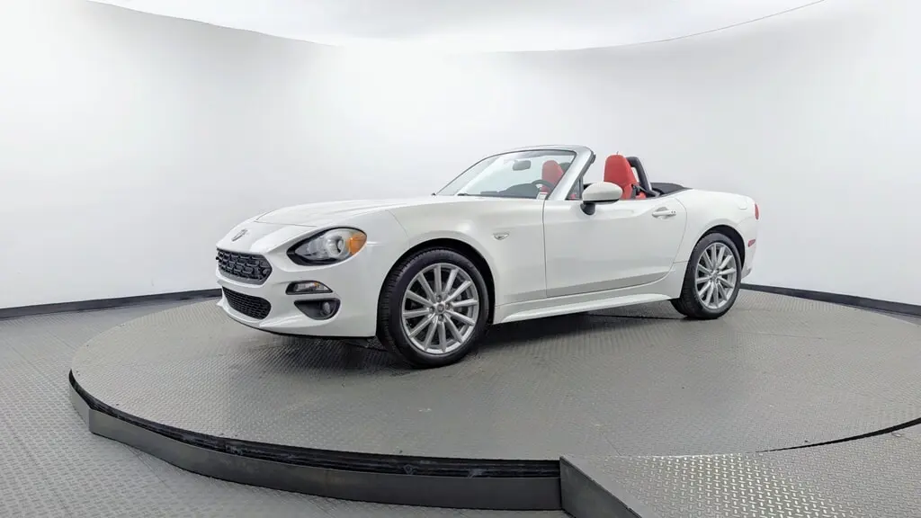 2018 FIAT 124 SPIDER LUSSO photo 1