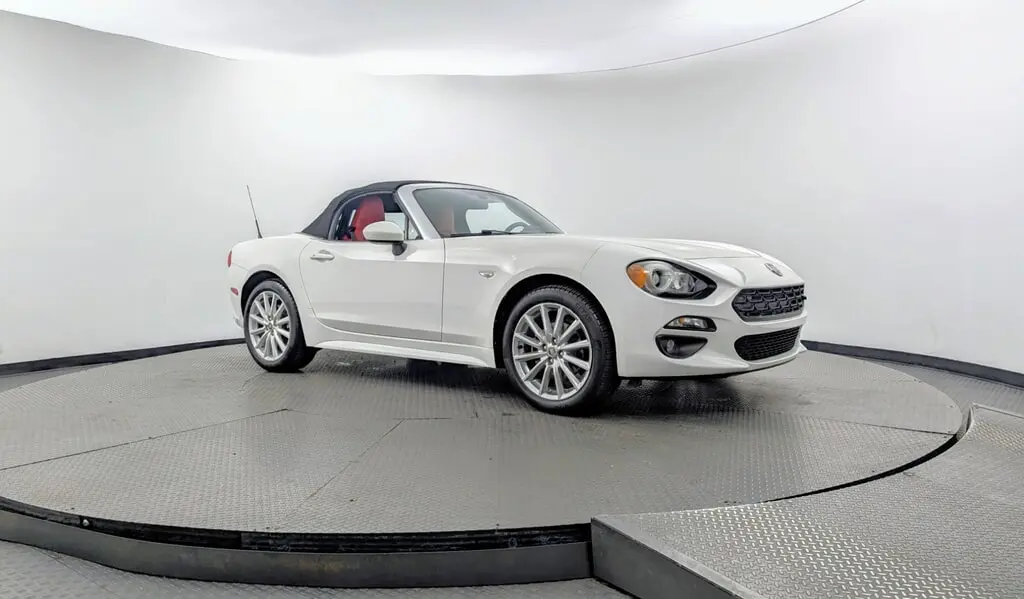 2018 FIAT 124 SPIDER LUSSO photo 29