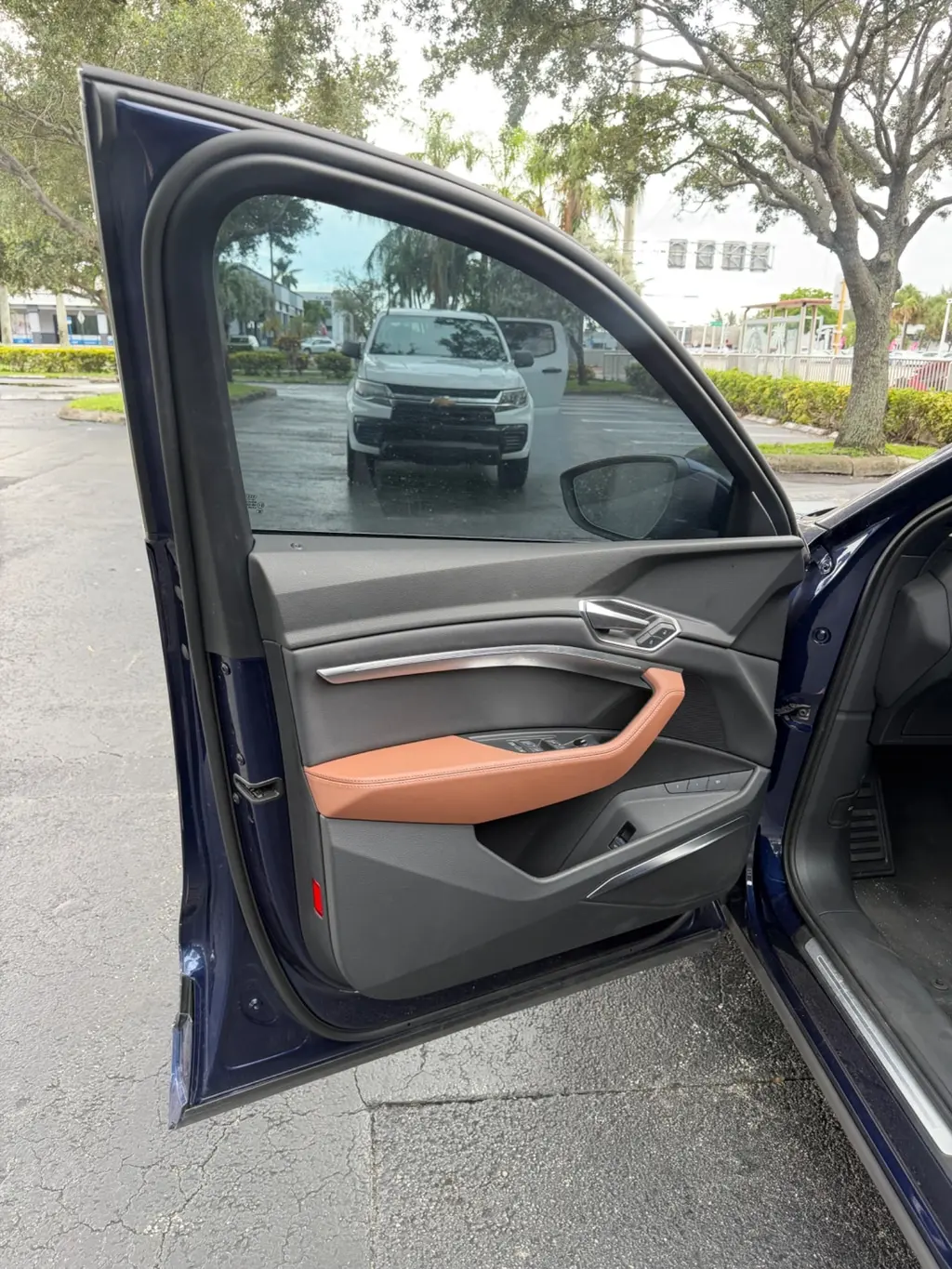 Florida Fine Cars - Used AUDI E-TRON 2023 MARGATE PREMIUM PLUS