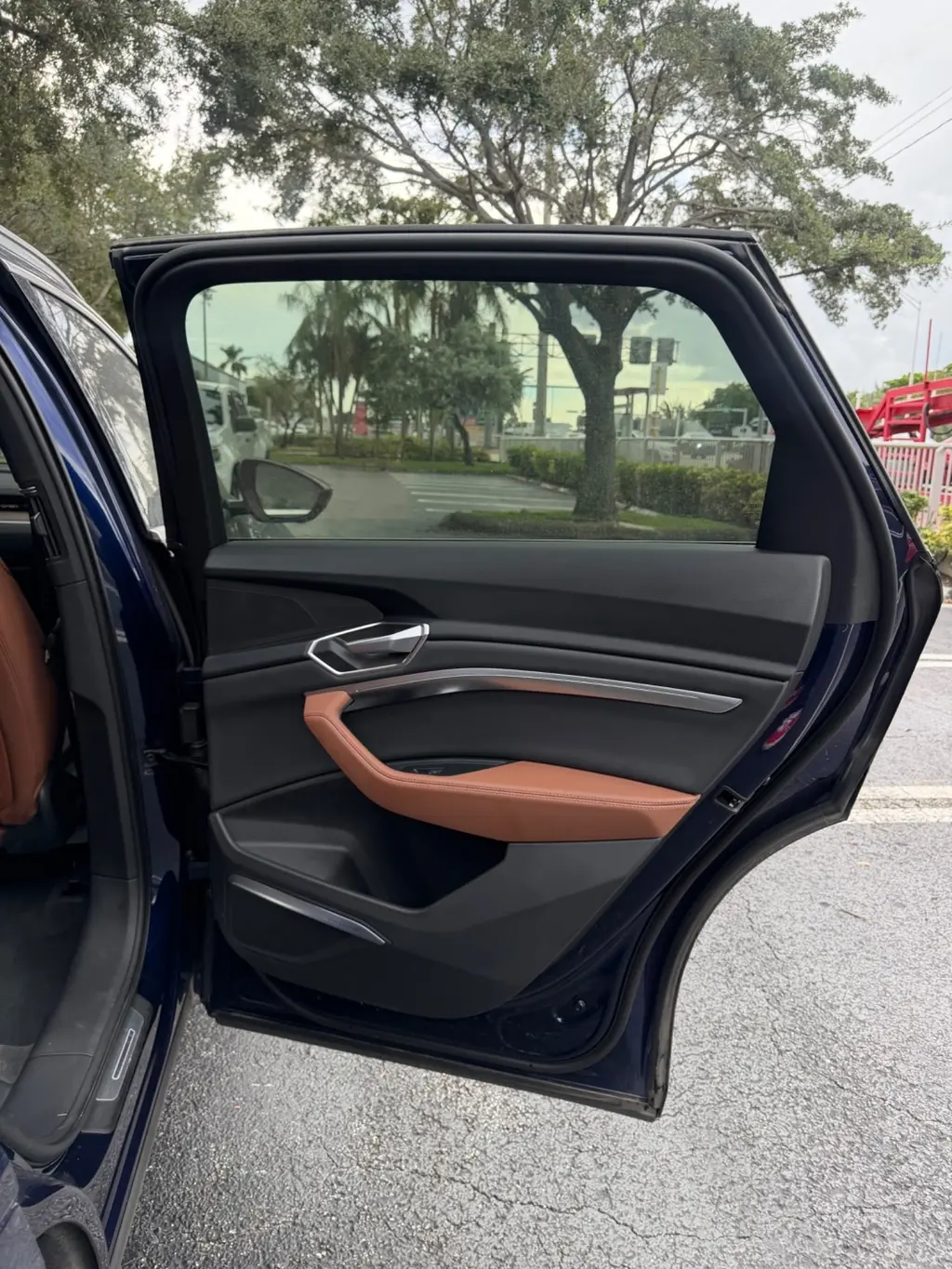 Florida Fine Cars - Used AUDI E-TRON 2023 MARGATE PREMIUM PLUS