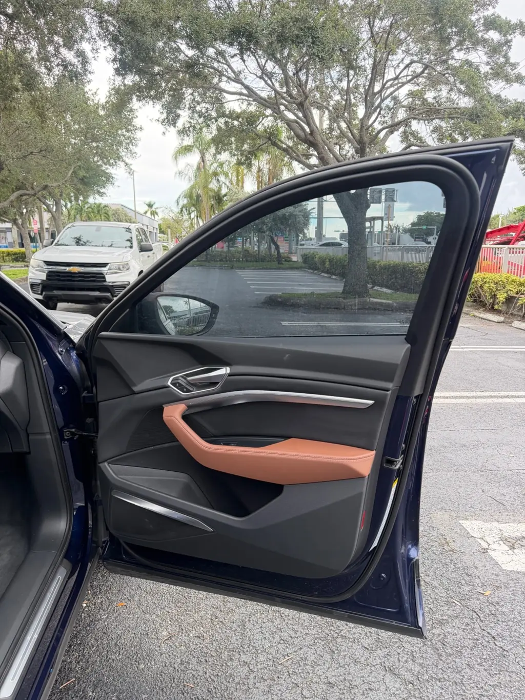 Florida Fine Cars - Used AUDI E-TRON 2023 MARGATE PREMIUM PLUS