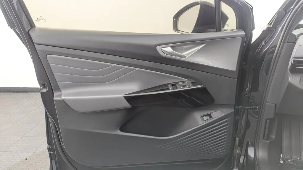 2023 VOLKSWAGEN ID.4 S photo 12